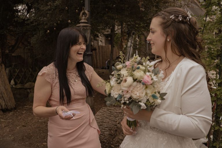 freie Trauung, Traurednerin freie Trauung, Traurednerin